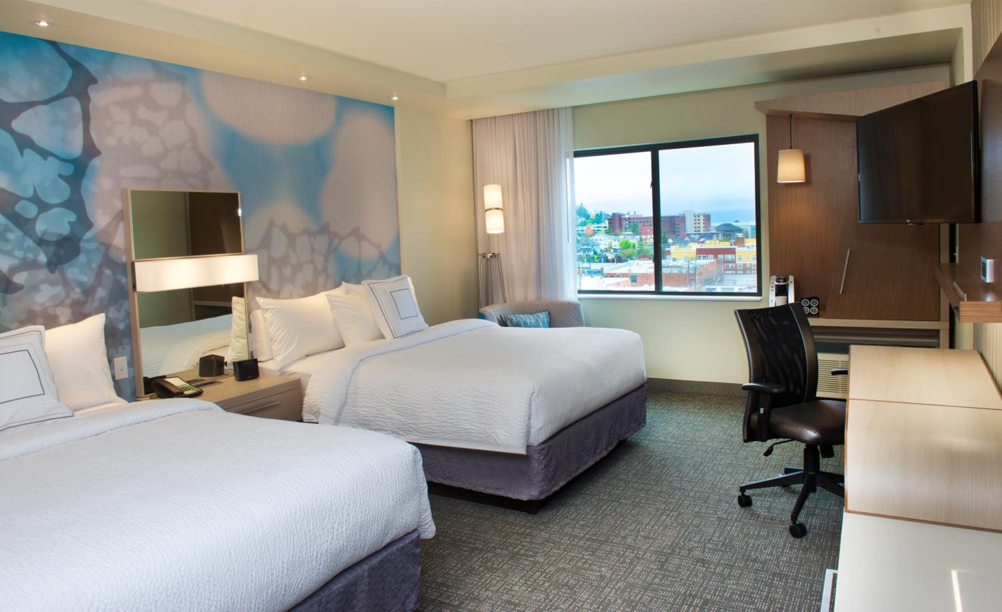Courtyard By Marriott Seattle Everett Downtown Exterior photo